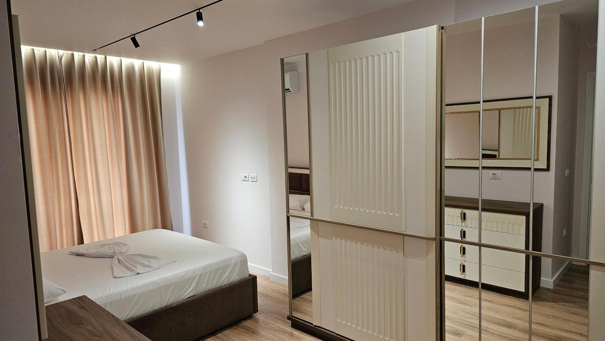 Tirana Airport Apartment Екстер'єр фото